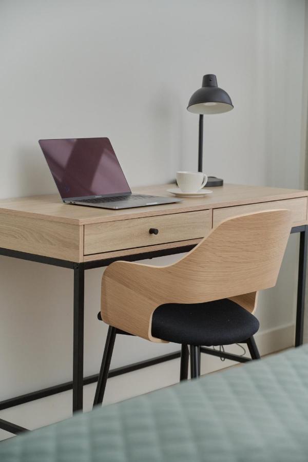 Pilsudskiego Stylish Apartment By Noclegi Renters Breslavia Esterno foto